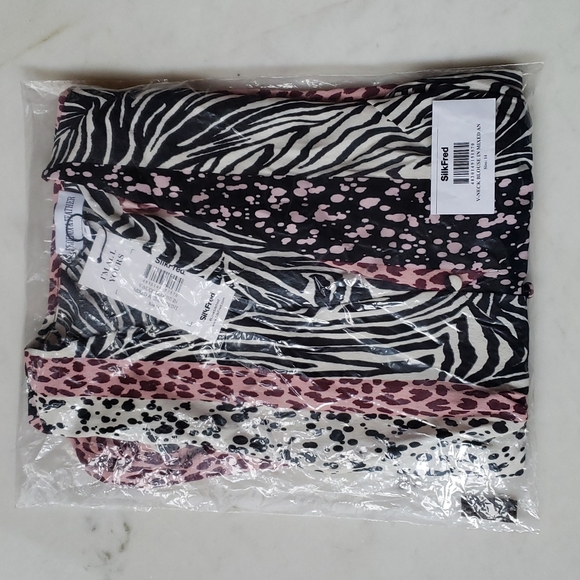 NWT Phoenix and Feather mixed animal print blouse UK14: US8-10. - Picture 9 of 10